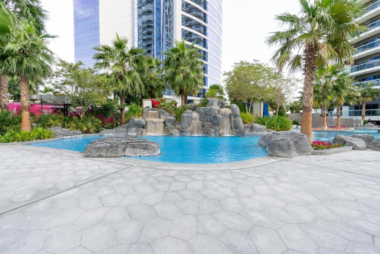 Globalstay Damac Towers By Paramount In Business Bay Dubai Exterior foto